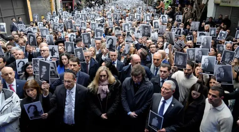 «Hay buena predisposición»: El Gobierno prometió colaborar con la causa AMIA tras el reclamo de Osvaldo Armoza
