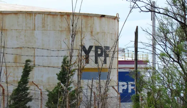 ¡Guerra del petróleo!: Comodoro demandará a YPF por daño ambiental
