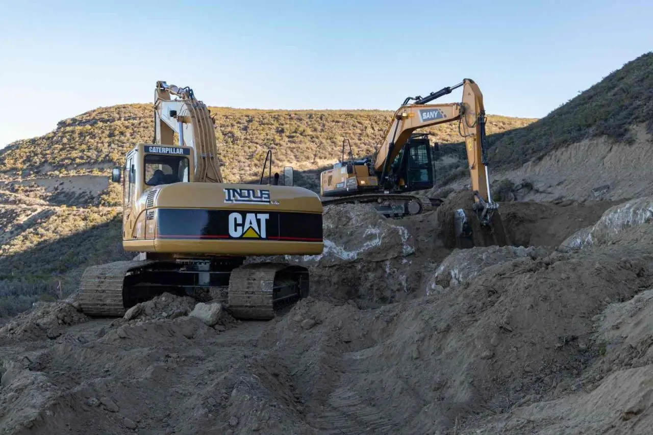 Comodoro intensificó las tareas de aterrazamiento en el cerro Hermitte