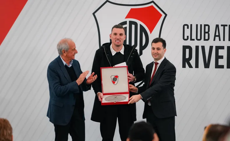 «Hasta siempre»: Franco Armani se despidió de River tras 8 años y medio y 10 títulos
