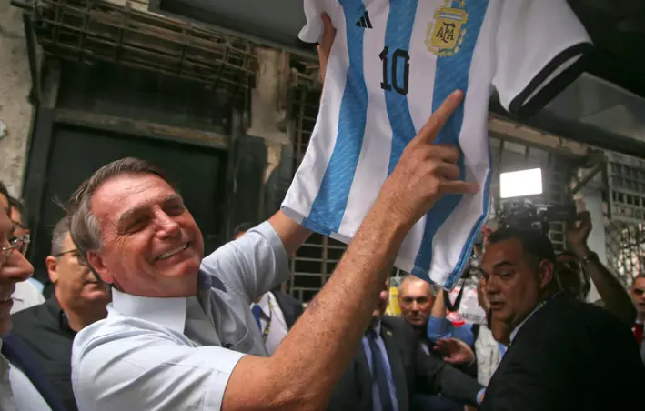 Freno total: Javier Milei no podrá visitar a Jair Bolsonaro en Brasil