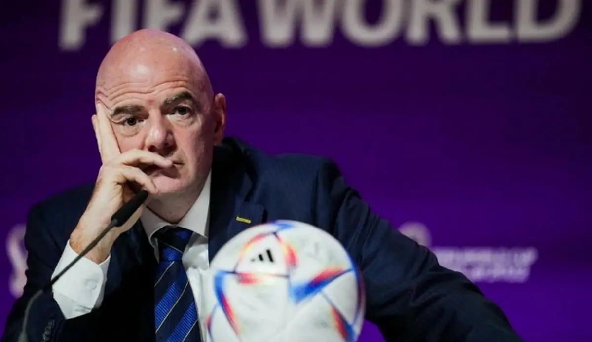 Gianni Infantino dio marcha atrás con la privatización del Mundial tras el fuerte rechazo