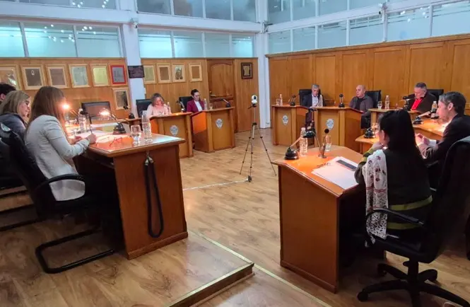 Giro en Trelew: aprueban Boleto Combinado y la ley del Banco Amarillo
