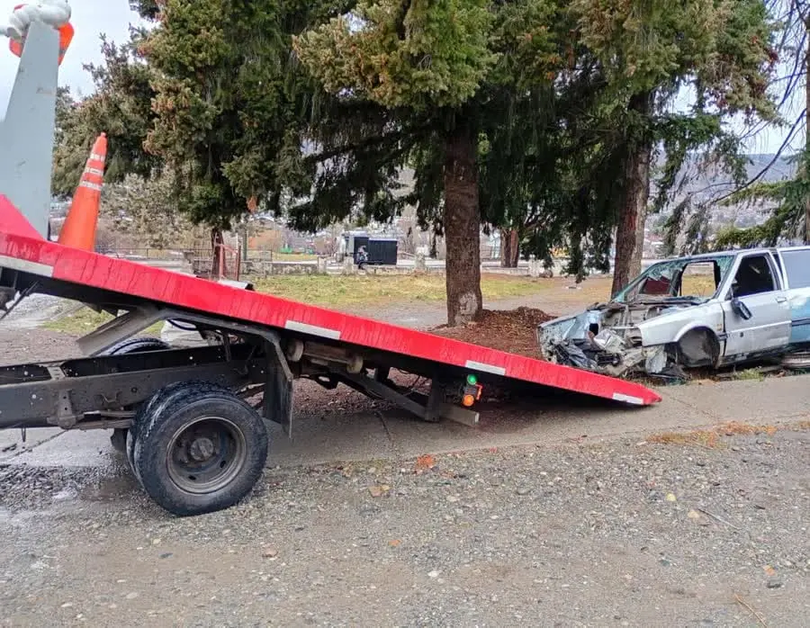 Balance de tránsito: Mejoran los hábitos al volante y avanza el retiro de vehículos abandonados en la vía pública de Esquel