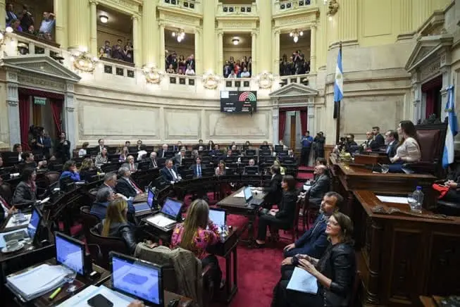 Medida oficialista: LLA anunció que donará el aumento de las dietas en el Senado que rozarán los $12 millones