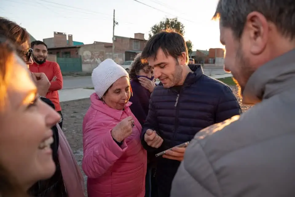 Transformación urbana: Nacho Torres y Merino pusieron en marcha un plan de recuperación del espacio público con una nueva obra en Trelew