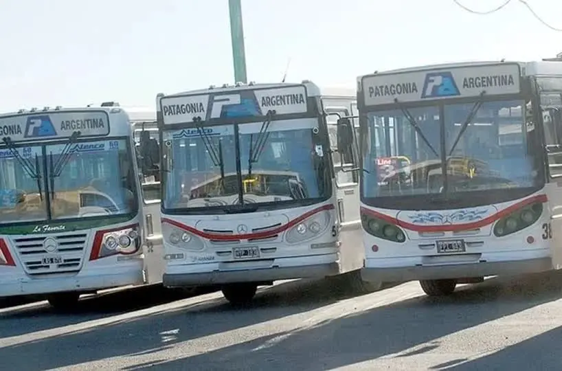 «No es un paro, es una asamblea»: la UTA frenó los colectivos en Comodoro a días del cambio de concesión