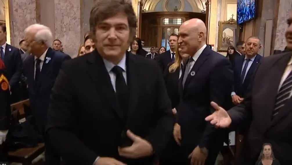 Reconciliación en el Tedeum: a los abrazos, Javier Milei y Jorge Macri dejaron atrás los desaires del pasado