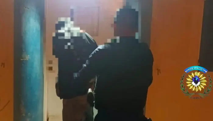 Tensión en Puerto Madryn: discusión familiar reveló a un buscado