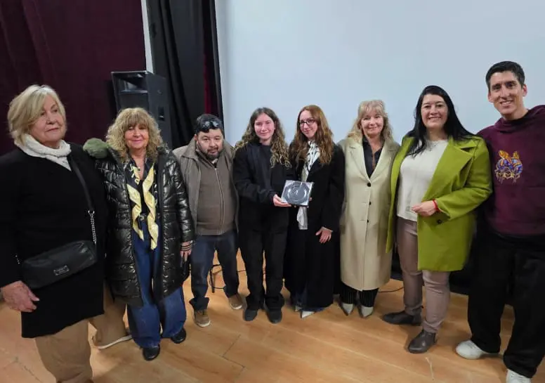 Trelew presentó el cortometraje sobre el legado audiovisual de Sergio Hernando en el marco del Mes del Desembarco