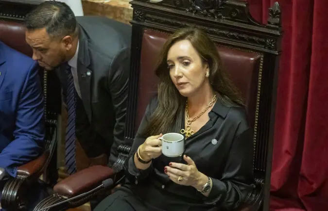 ¡Plantón total! Villarruel faltó a La Rural y se fue al sur