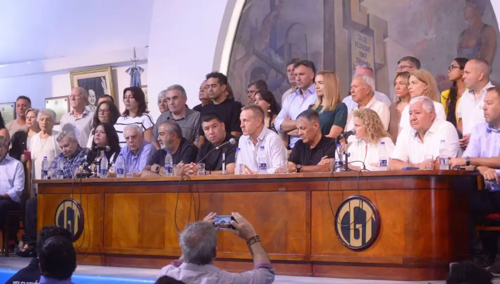 Plan de lucha: La CGT volverá a las calles tras el Mundial y encabezará una marcha con jubilados, las dos CTA y la UTEP