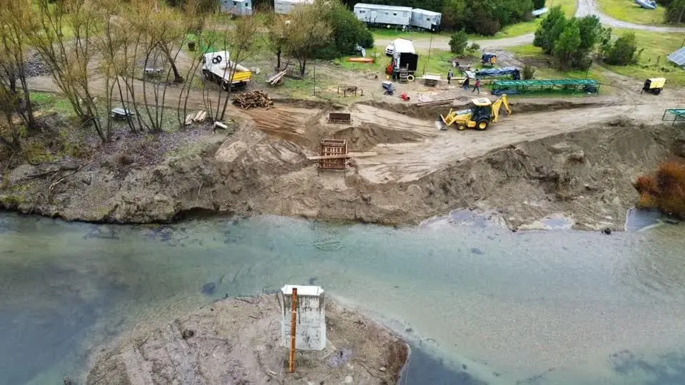Organismos provinciales avanzan en la obra que permitirá unir la Huella Andina en El Hoyo