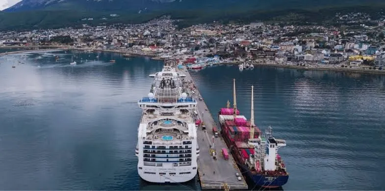 Puerto Madryn ya tiene cronograma oficial para la temporada de cruceros 2026/2027 y espera el primer buque en octubre