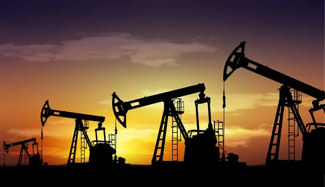 El petróleo trepa un 3% tras el fin de la tregua entre EE.UU. e Irán y la tensión en el Estrecho de Ormuz