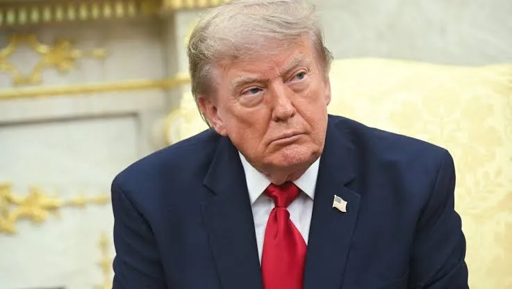 Trump advierte con golpear la infraestructura clave de Irán en días