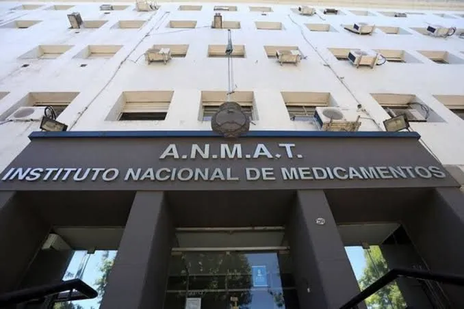 ANMAT dio de baja a nueve firmas y canceló los registros de sus productos médicos