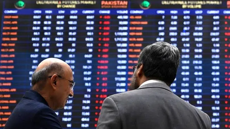 Alivio financiero: el riesgo país se derrumbó a 404 puntos tras el millonario pago de deuda del Gobierno