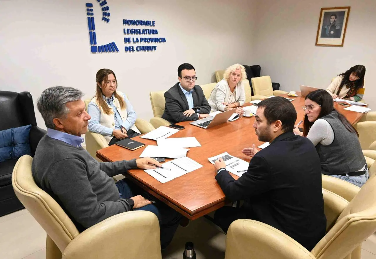 La Legislatura del Chubut y el STJ coordinan el inicio de los debates por el nuevo Código General de los Procesos No Penales