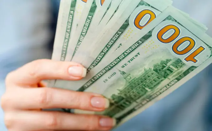 Dólar, petróleo y nuevo plan fiscal