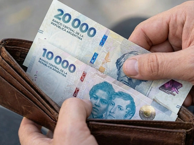 Un informe de la UNPSJB reveló que el poder adquisitivo de los salarios privados en Chubut cayó 13,5%