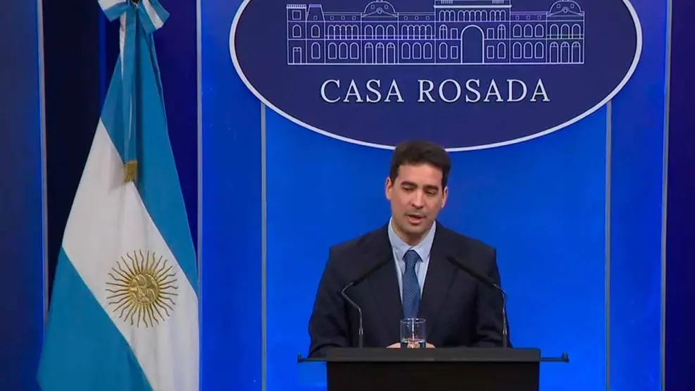Adrián Ravier: «El Gobierno ayuda a las familias endeudadas con un plan de estabilización»