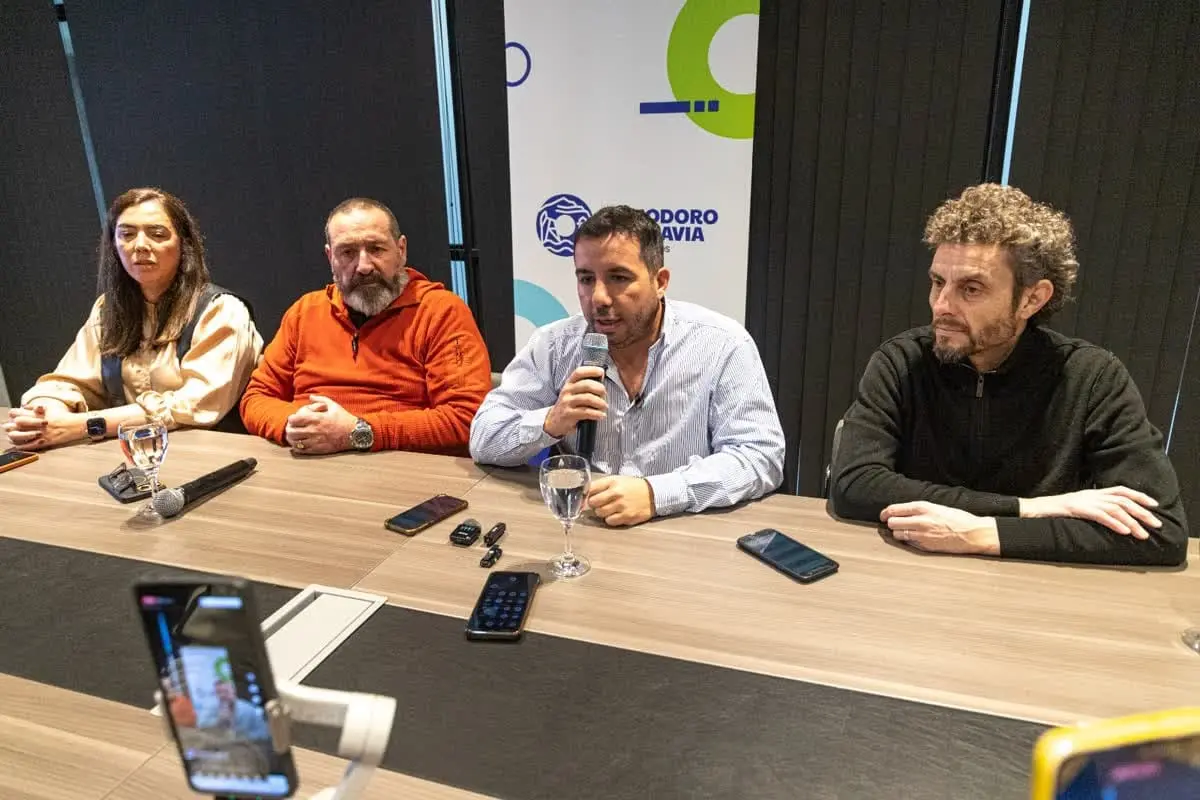 Baches, luz y agua: Comodoro lanzó «Mi Calle», la plataforma para hacer reclamos urbanos desde el celular