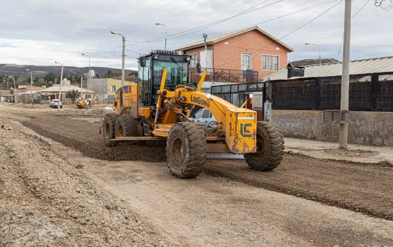 Avanzan los trabajos de mantenimiento en calles y sectores afectados por acumulación de agua