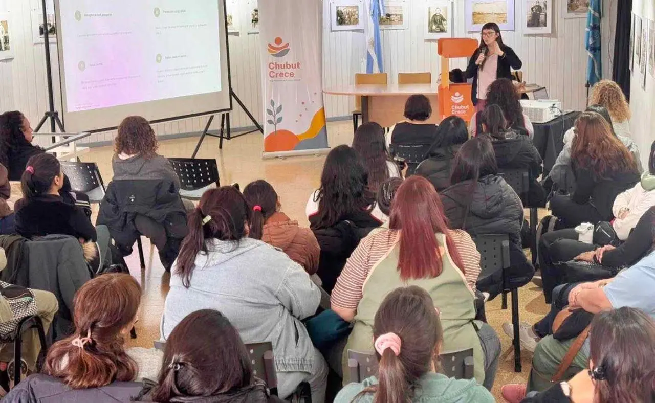Chubut Crece llevó adelante una capacitación sobre lactancia y puericultura en Rawson