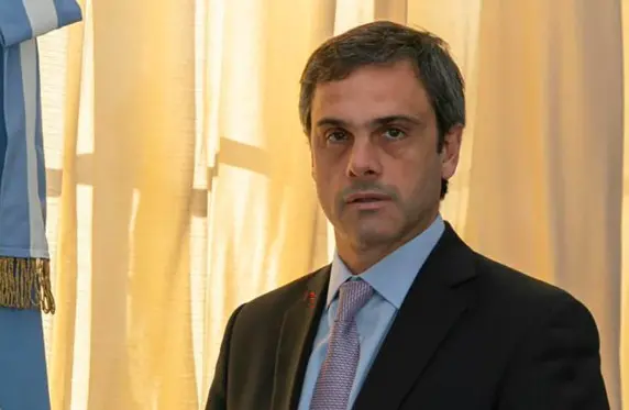 ¡Fuerte interna peronista!: Michel cruzó la propuesta contra el RIGI