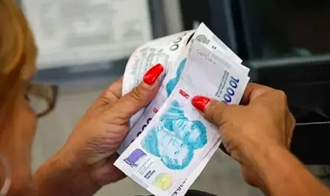 Golpe a las familias: Los servicios se comen el gasto en alimentos