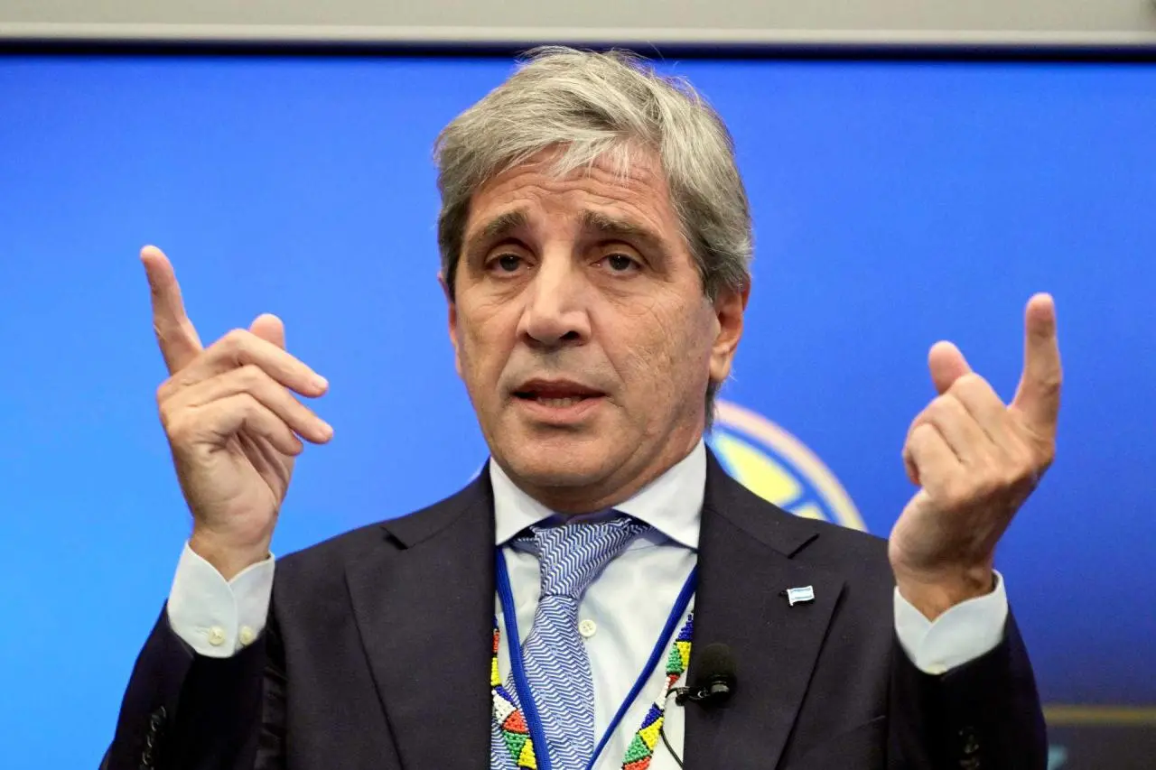 Luis Caputo viajará a EE.UU. para la reunión del G20