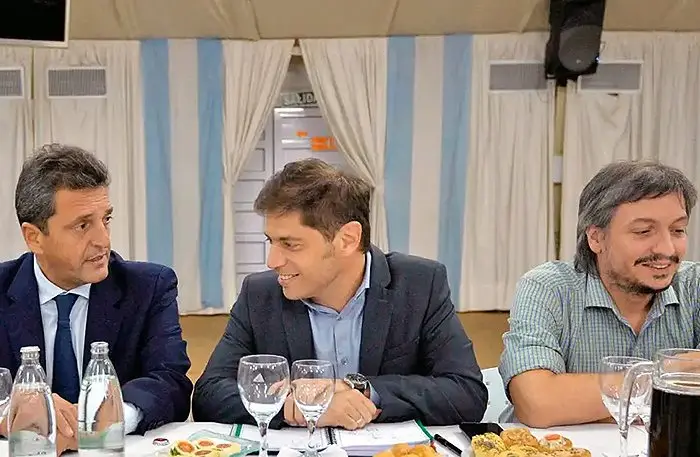 Cumbre peronista: Se reunieron en Retiro para coordinar el rechazo a la eliminación de las PASO