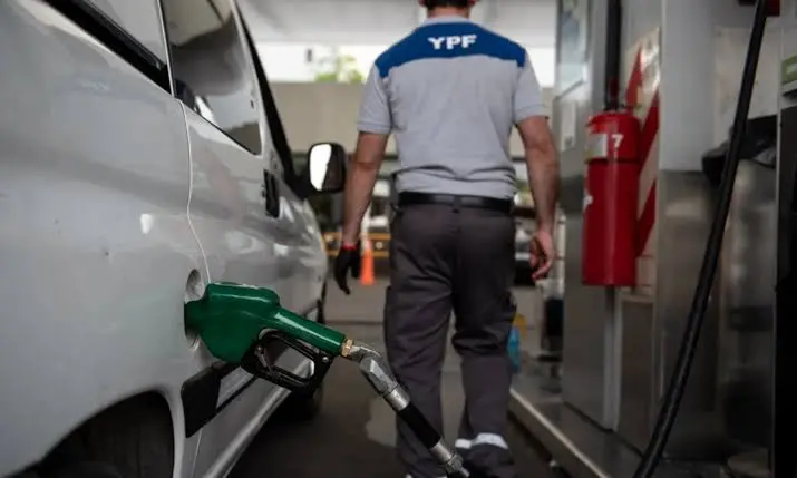 Cuánto cuesta hoy el litro de nafta y gasoil en Chubut hoy 8 de agosto