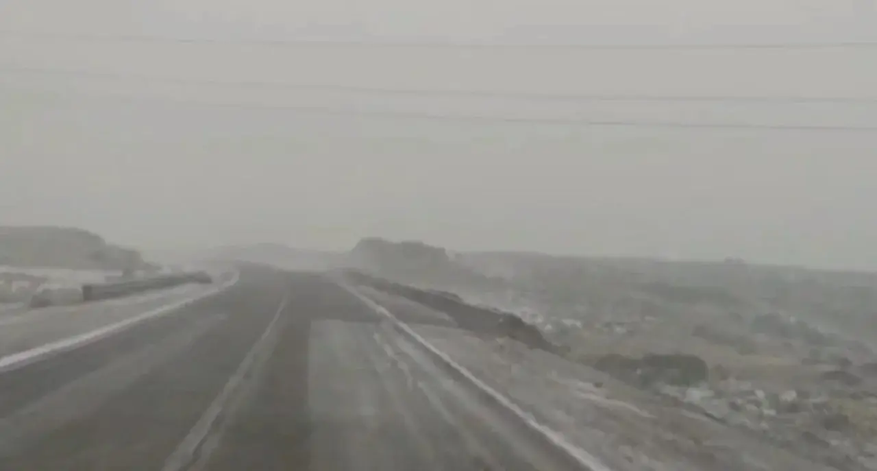 Temporal en la cordillera: Vialidad Nacional cerró un tramo clave de la Ruta 40 en Chubut
