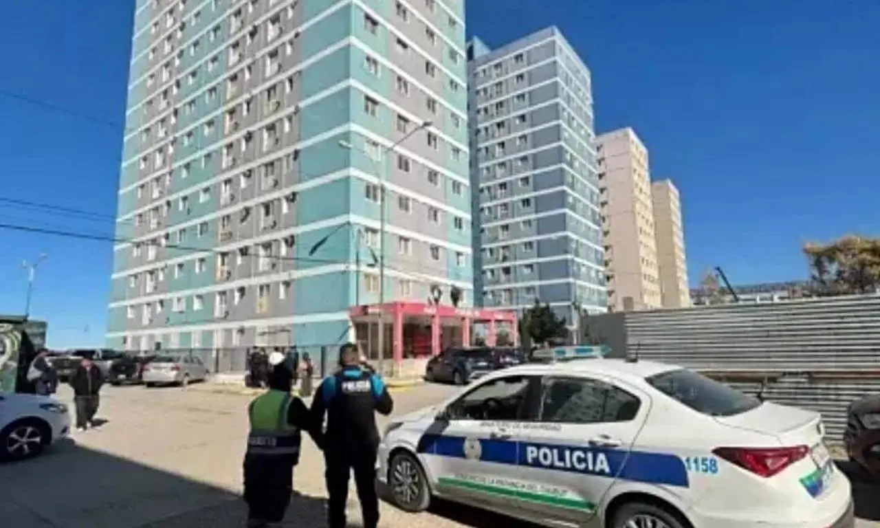 Comodoro: demoraron a la niñera tras la muerte del niño que cayó de un edificio