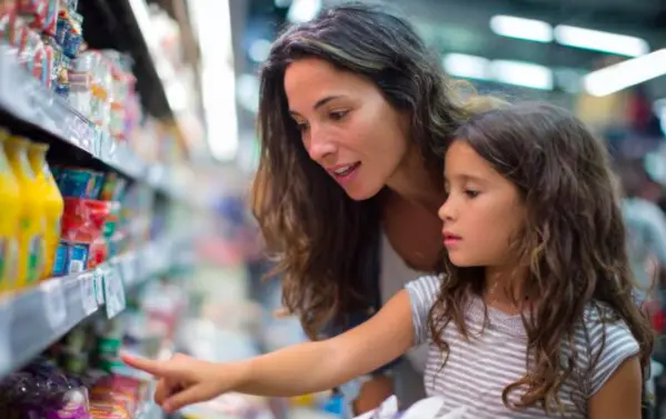 Criar un hijo cuesta hasta $713.070 al mes