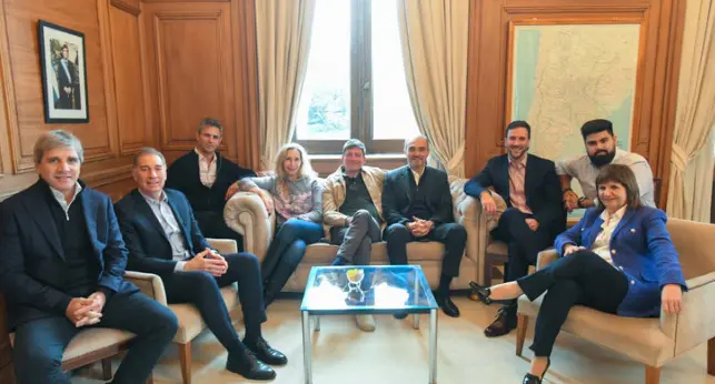 El Gobierno activa su mesa política por Malvinas
