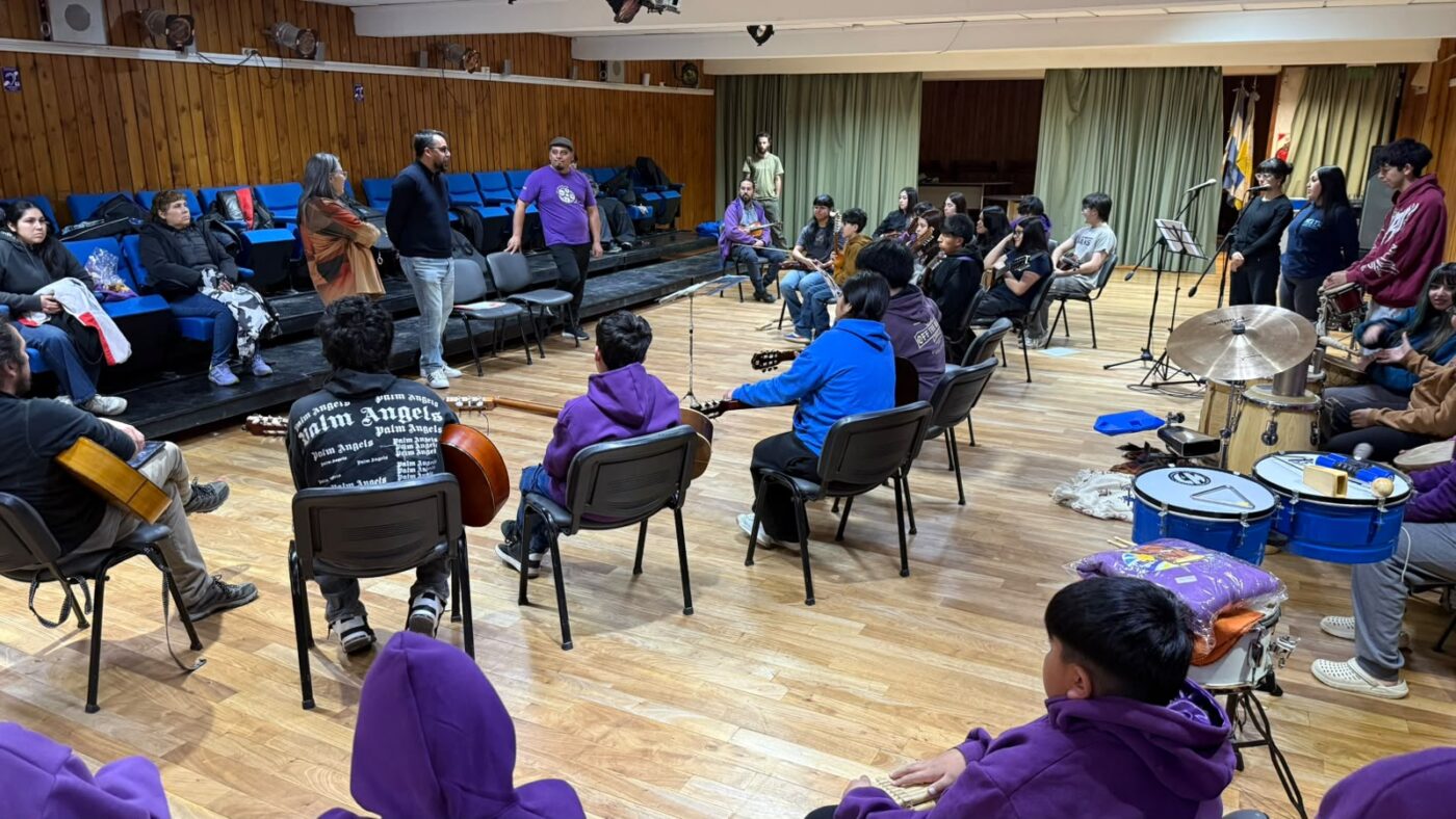 Esquel: El municipio respaldó a la Orquesta Pu Pichikeche