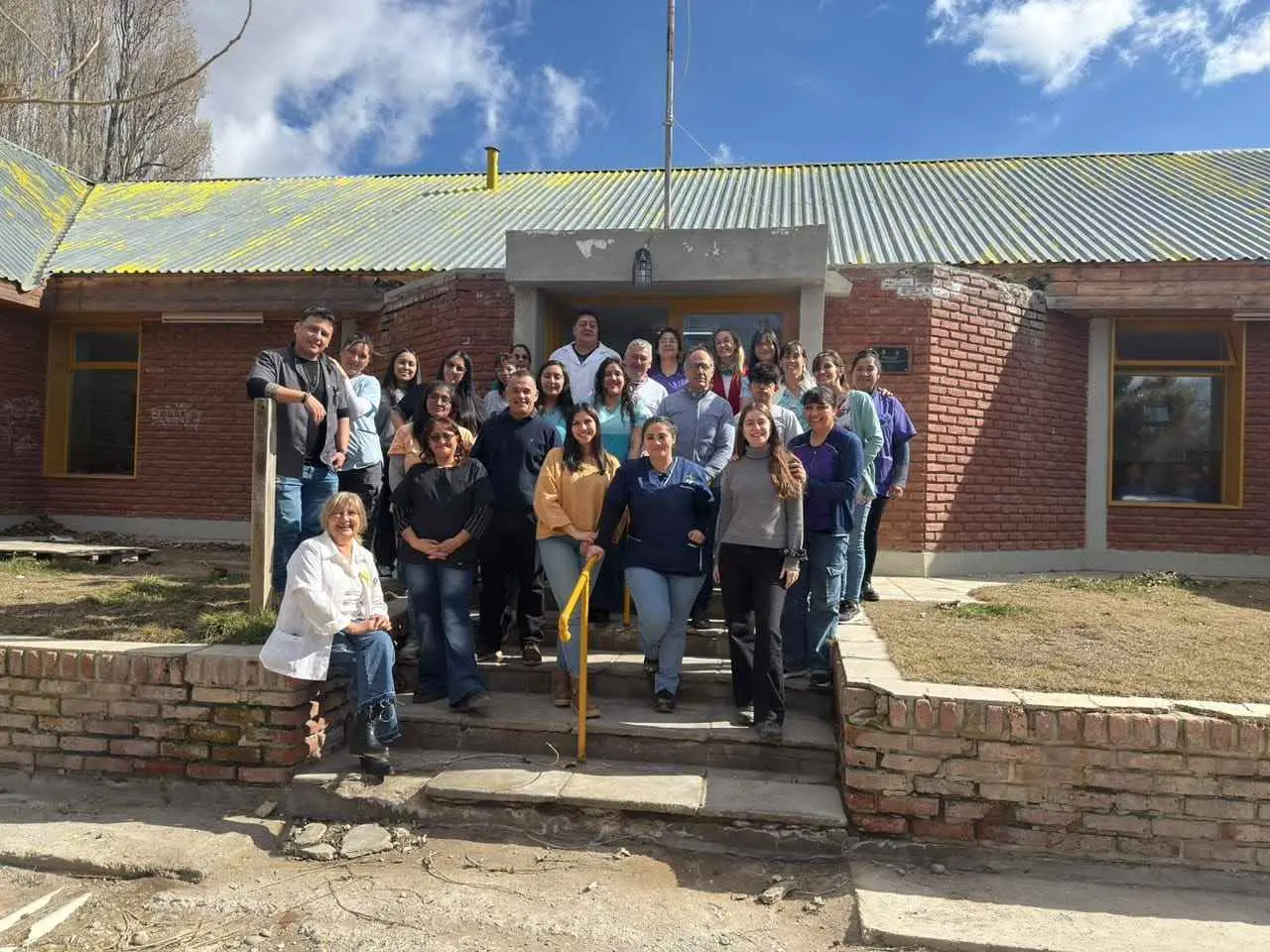 Éxitosa convocatoria del Plan Provincial de VPH en Río Senguer con 54 test realizados