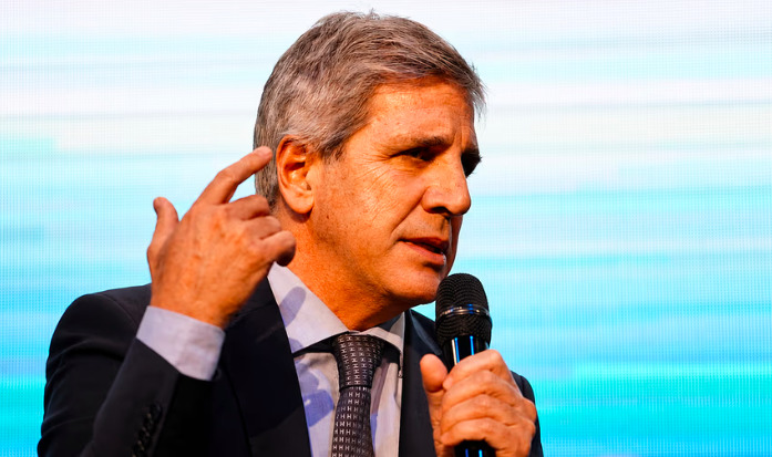 Golpe financiero de Caputo: Renovó toda la deuda y blindó el 2027