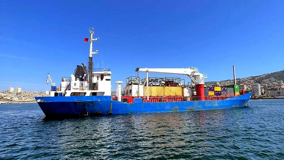 Malvinas y Chile avanzan en una nueva ruta marítima en medio de la tensión con Argentina Malvinas y Chile avanzan en una nueva ruta marítima