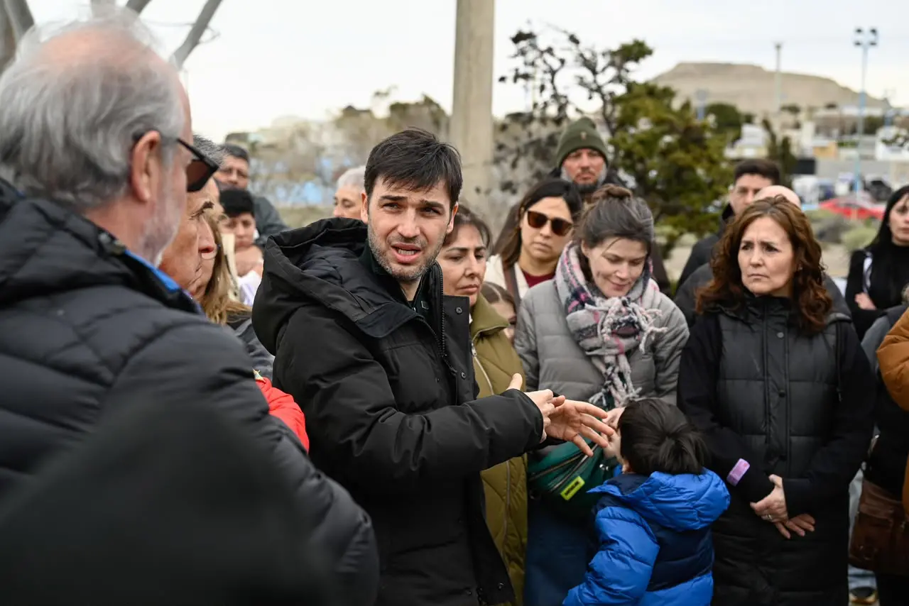 Comodoro: ‘Nacho’ Torres confirmó lotes con servicios para afectados del Cerro Hermitte