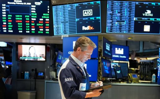 Tras un diálogo de Luis Caputo con inversores en Nueva York, el riesgo país subió a 543 puntos