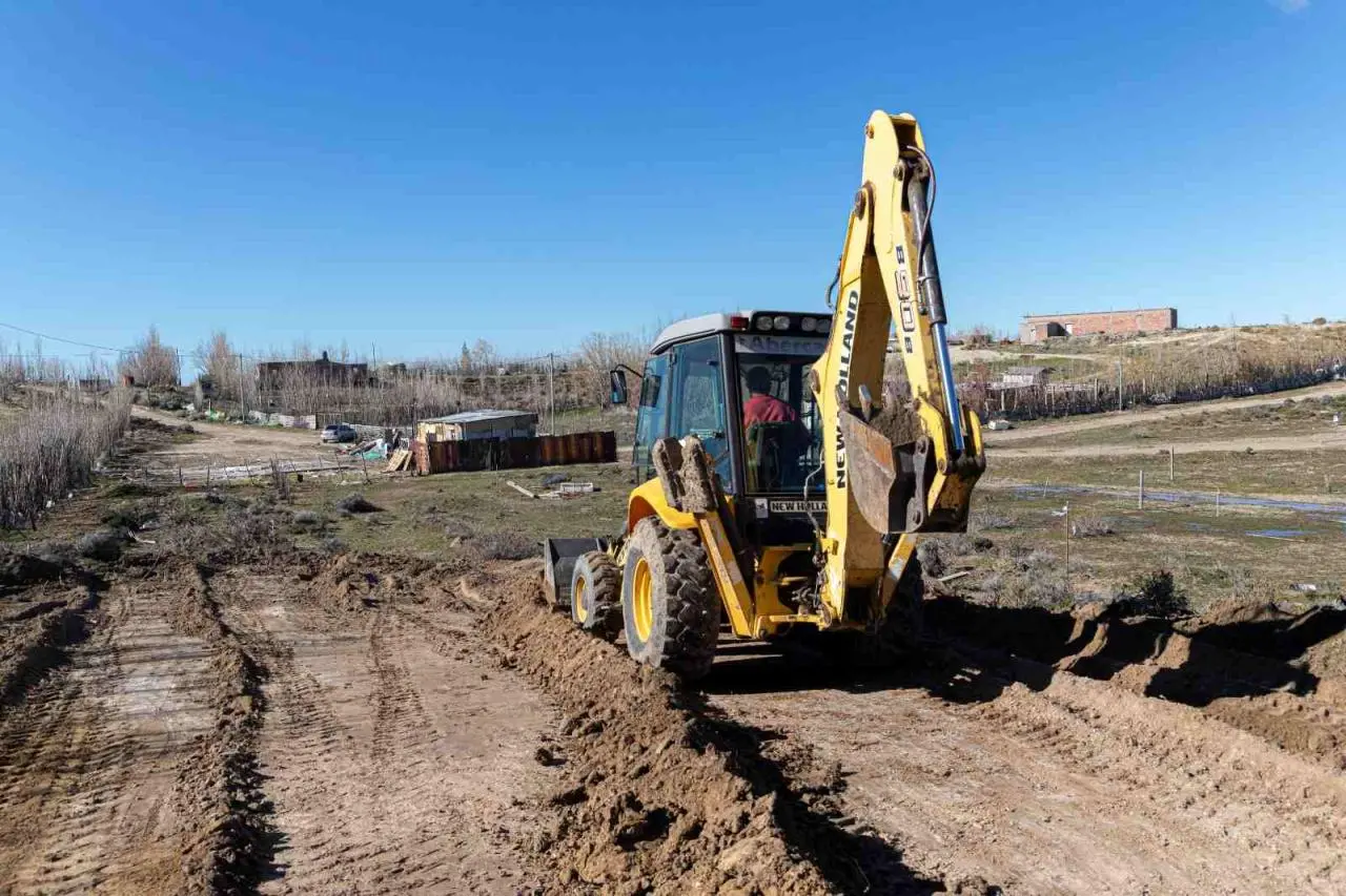 La Municipalidad e Comodoro avanza con el levantamiento de cercos en Km. 18 para garantizar la apertura de calles y el ordenamiento urbano