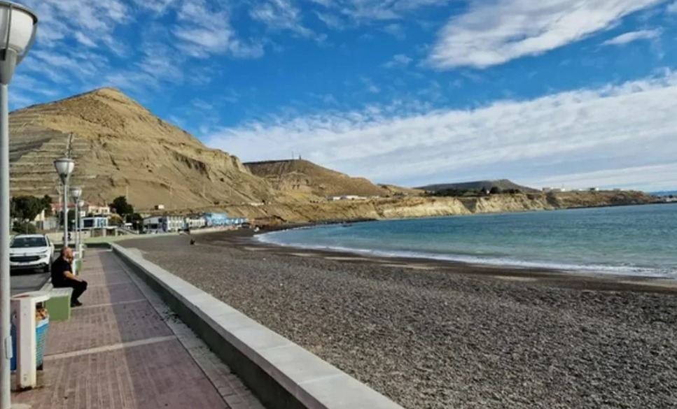 Comodoro Rivadavia: una mujer de 78 años falleció tras ser hallada en las aguas de la Costanera