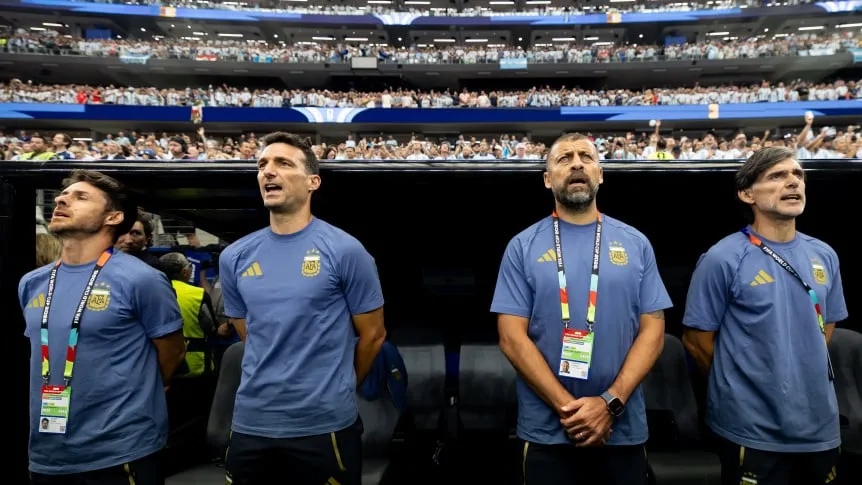 Bomba en la Selección: Scaloni busca retener a un pilar clave