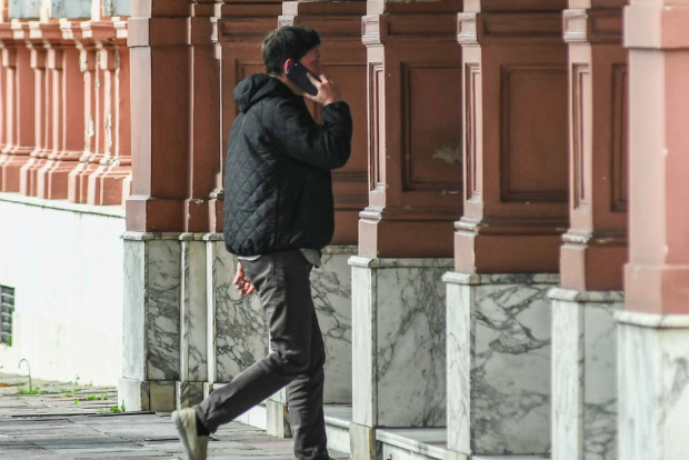 Casa Rosada: Caputo reabre la grieta con los Menem