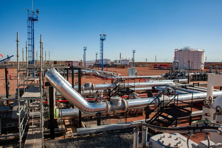 La producción de petróleo no convencional creció 26,9% en agosto El petróleo no convencional creció 26,9%