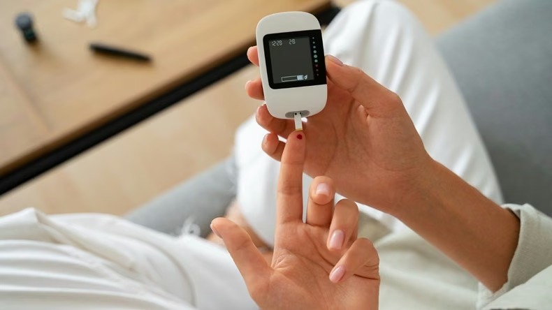 Insumos gratuitos para la diabetes en PAMI: cómo tramitar la cobertura del 100% en tiras e insulina